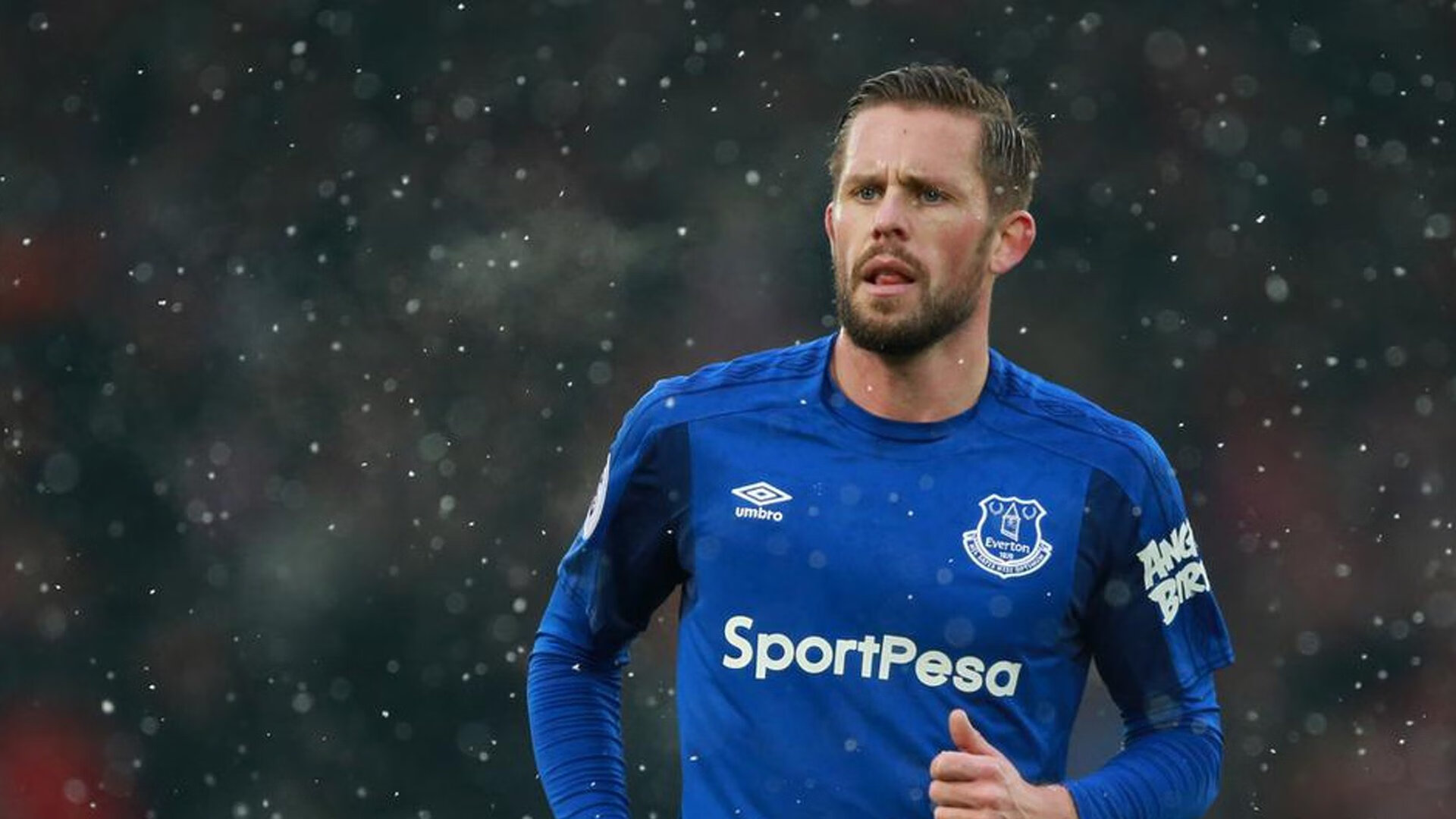 乔治强调防守细节是争冠关键,乔治防守效率